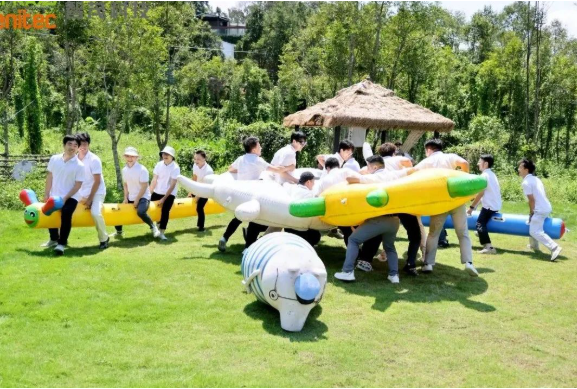 智茂PCB分板机团队森林奇遇记：80人东方香园团建--拾趣自然，乐在旷野