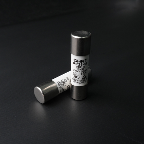 陶瓷保险管 RT28-32 16A.png