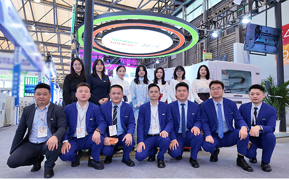 1774865339250671.png 合影.png