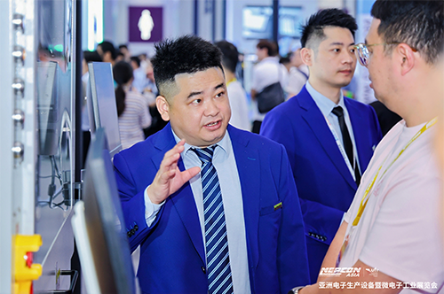 1793264001163492.png 智茂NEPCON展会现场交流.png