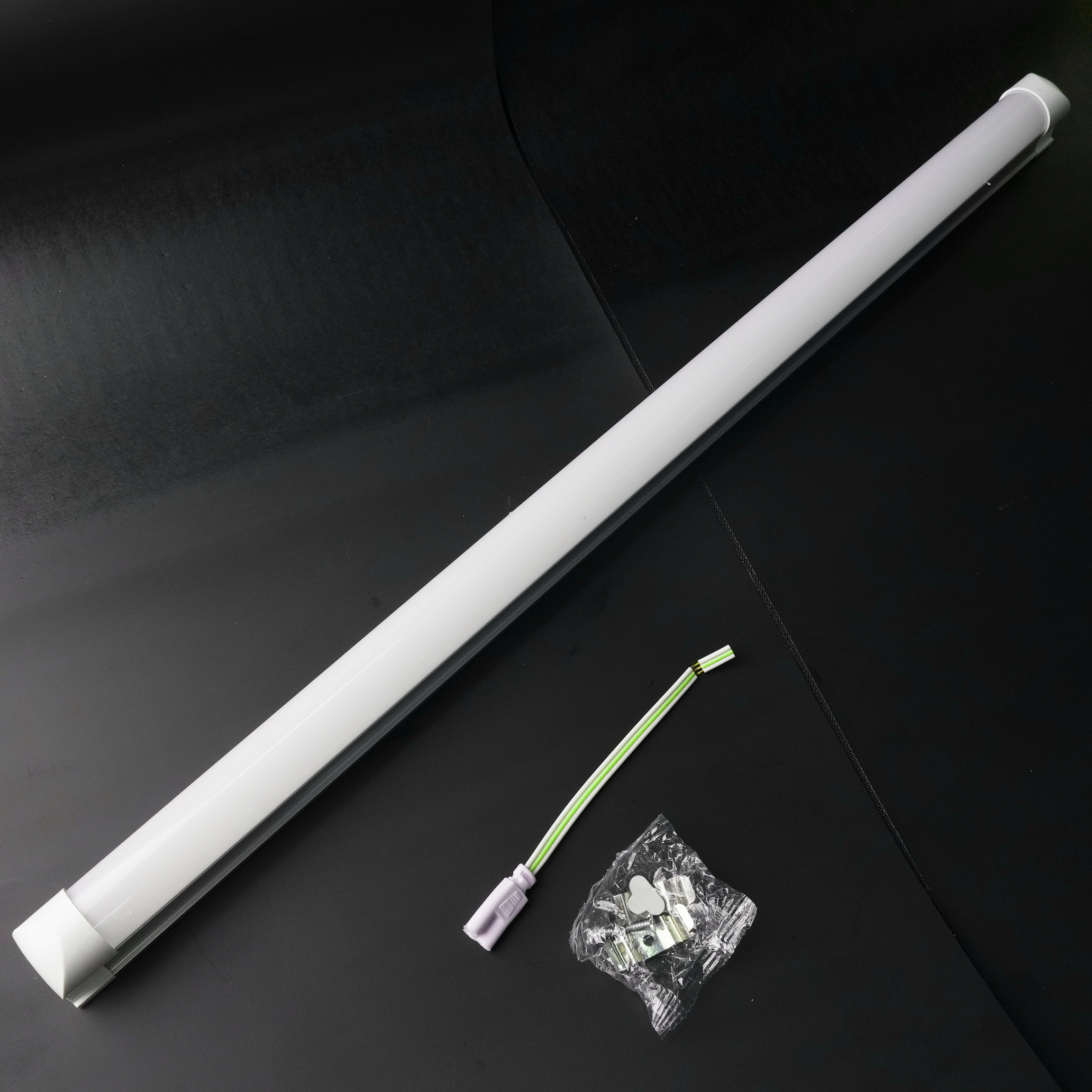 LED白色日光灯管 BESD,T5-0.6M,DC24V